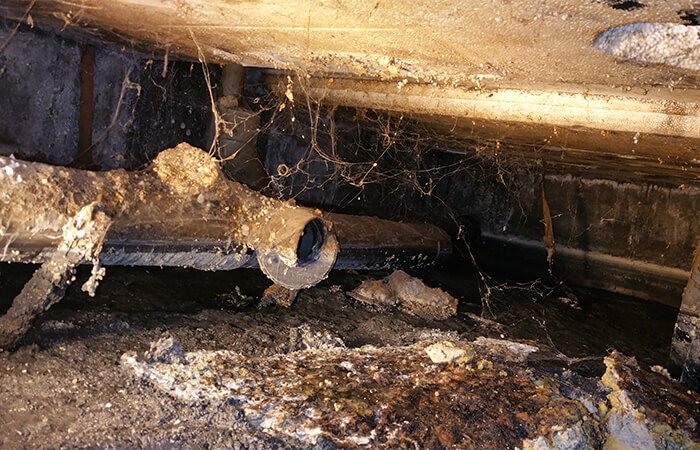 CPZ-Riooltechniek-vervuilde-kruipruimte-1